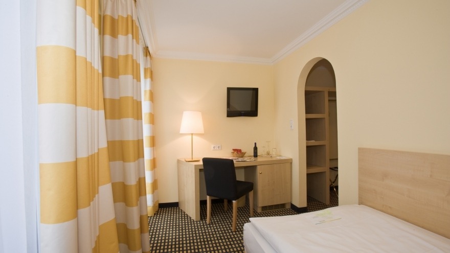 Economy- Einzelzimmer im relexa Waldhotel Stuttgart