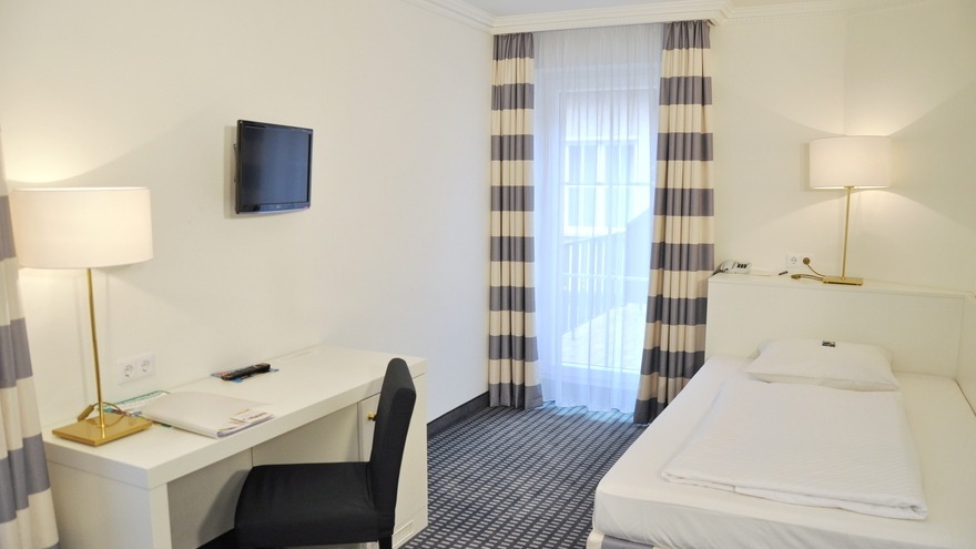 Economy- Einzelzimmer im relexa Waldhotel Stuttgart